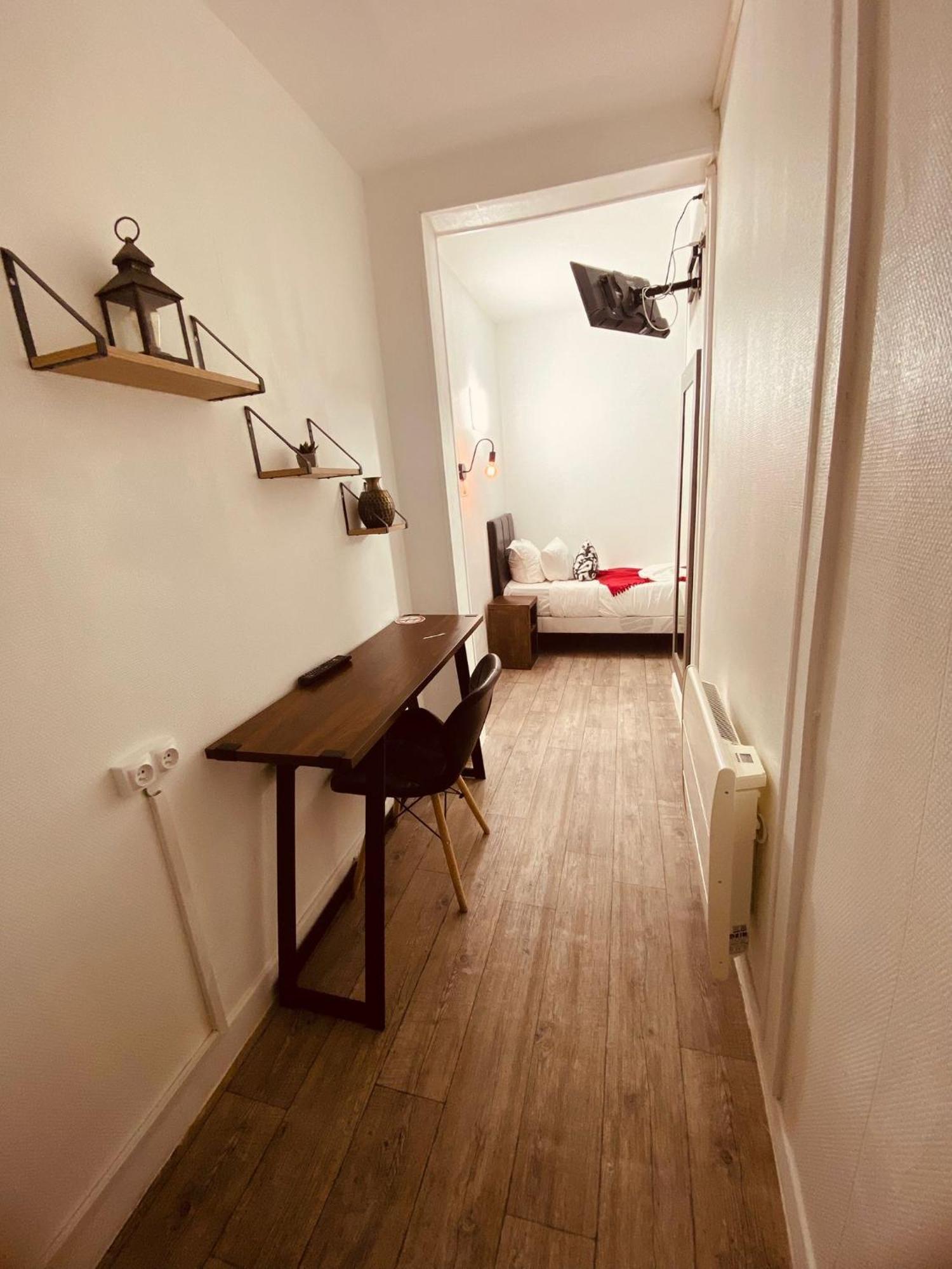 Hotel Louvain Paris Quarto foto